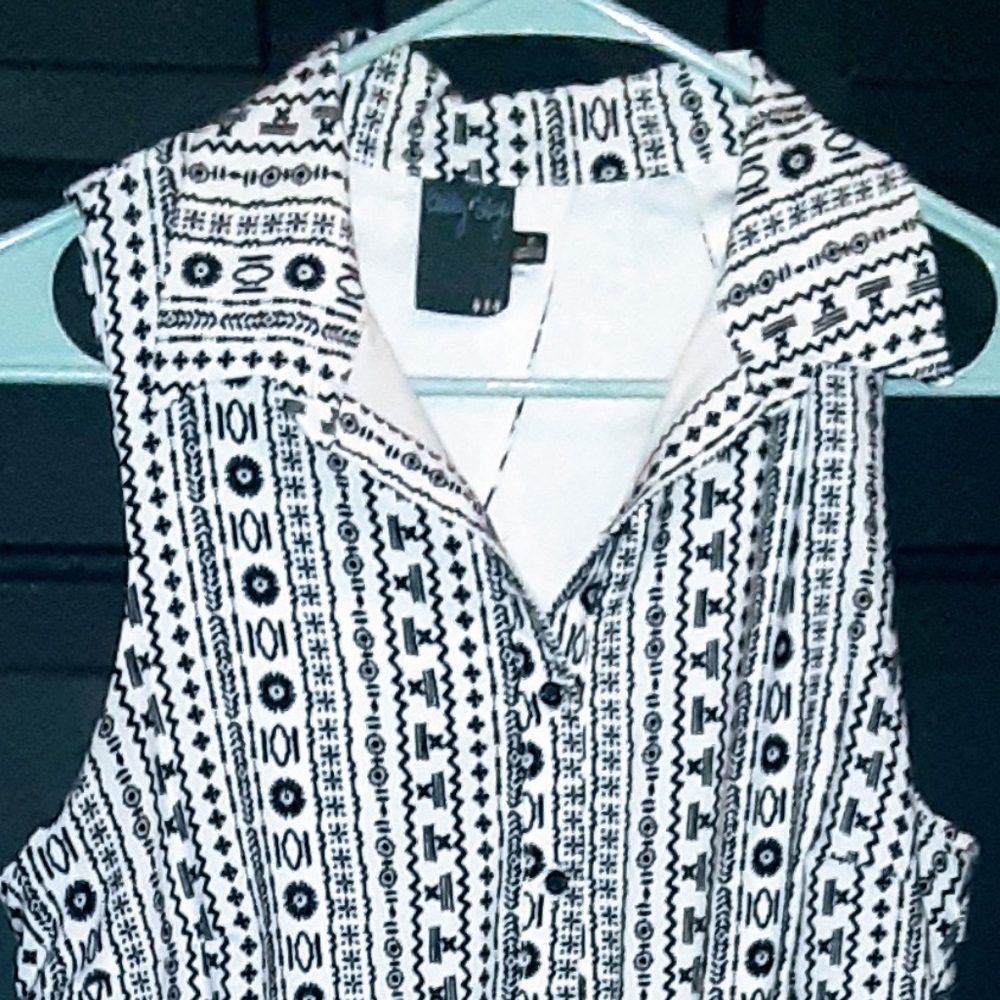Gabby Skye dress